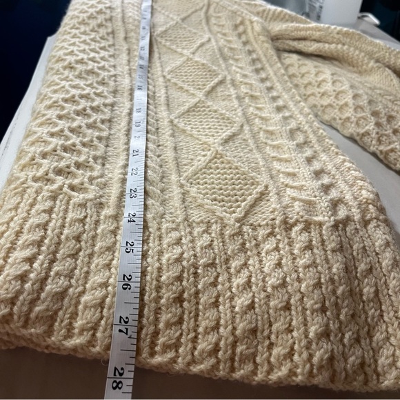 The Limited Women's Cream Cable Knit 100% Wool Fisherman Sweater Cottage Core - Picture 5 of 8